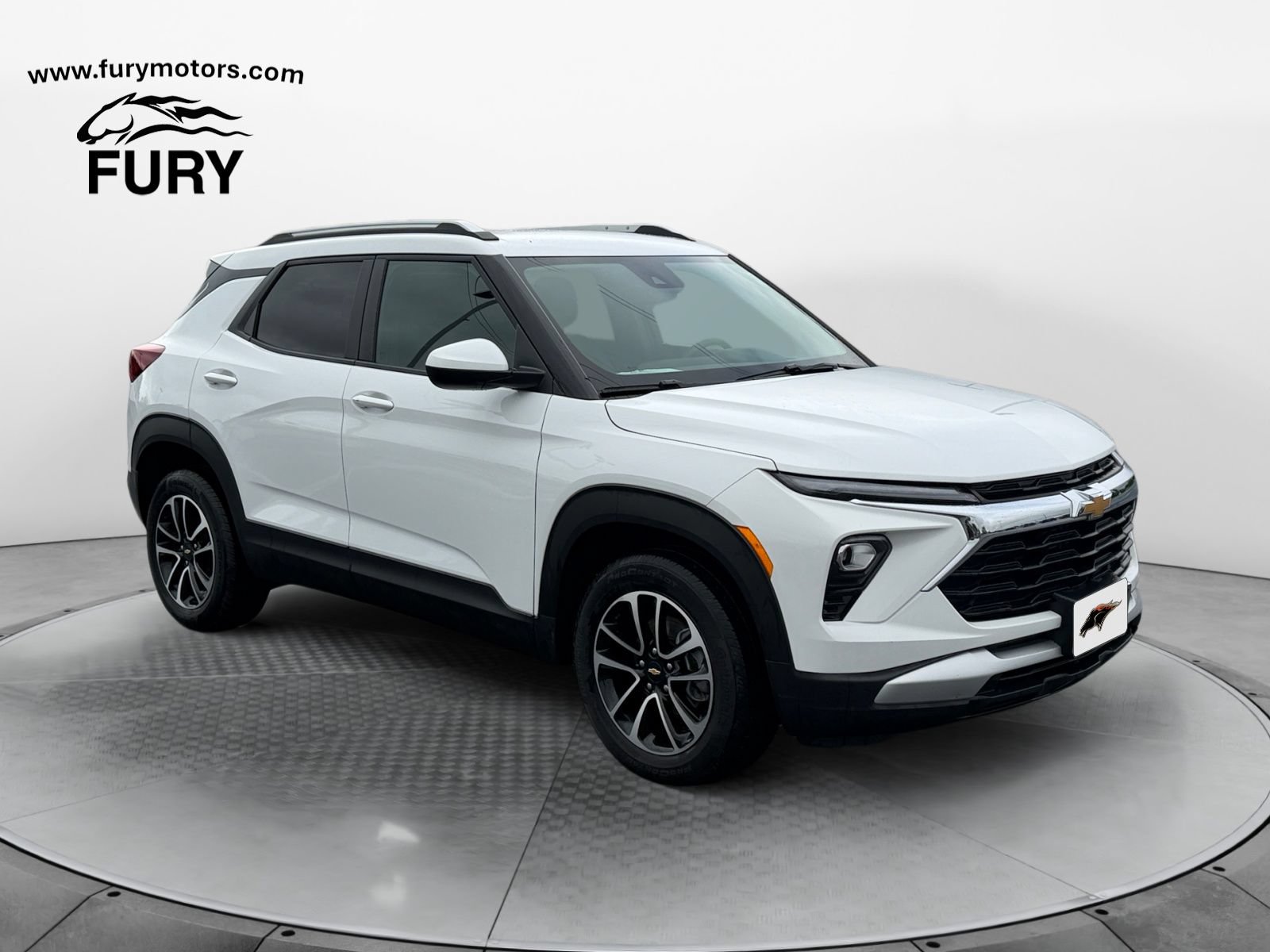 Used 2025 Chevrolet TrailBlazer LT AWD/4WD image 1