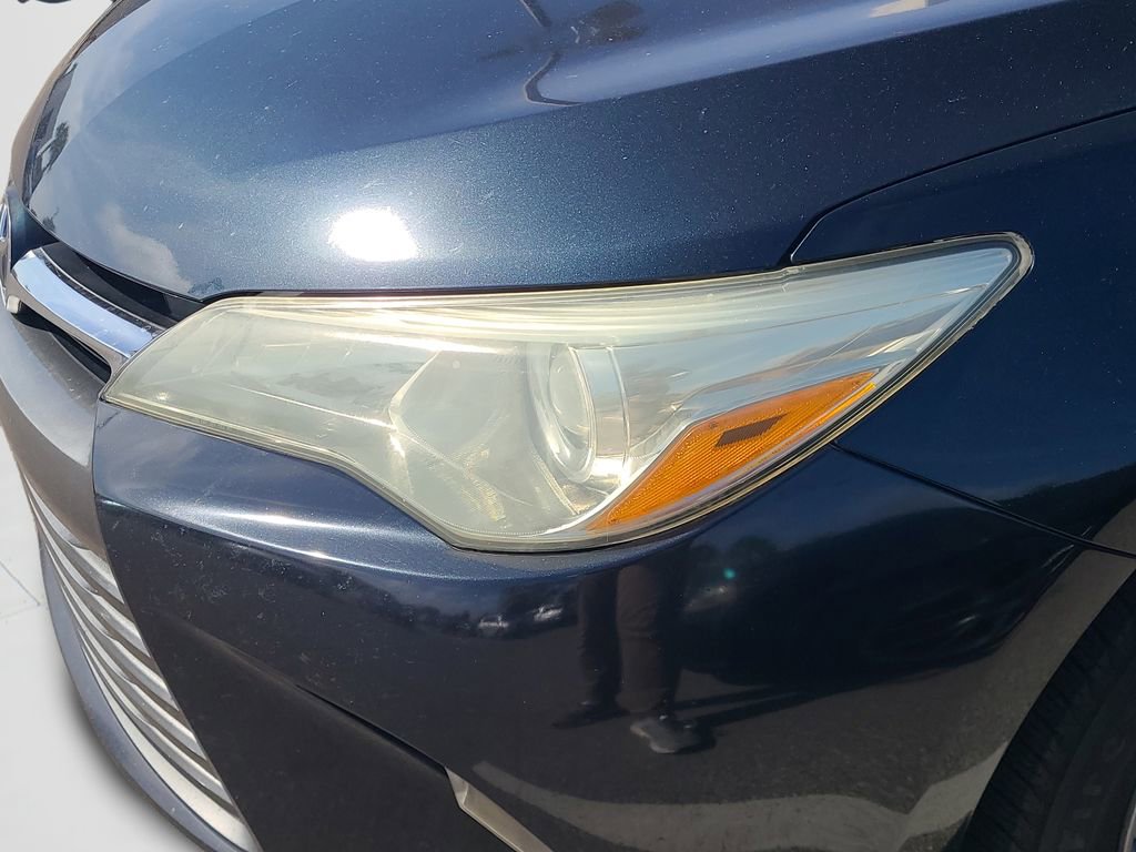 Used 2016 Toyota Camry LE image 8
