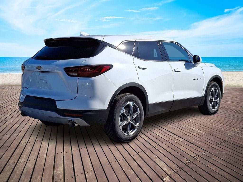 New 2026 Chevrolet Blazer LT FWD image 4
