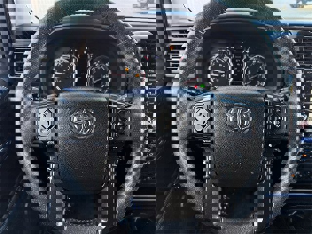 Used 2020 Toyota 4Runner Limited image 13