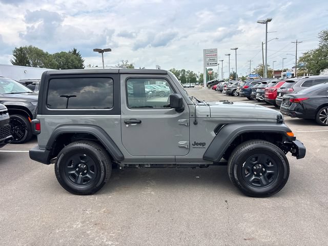 Used 2022 Jeep Wrangler Sport AWD/4WD image 25