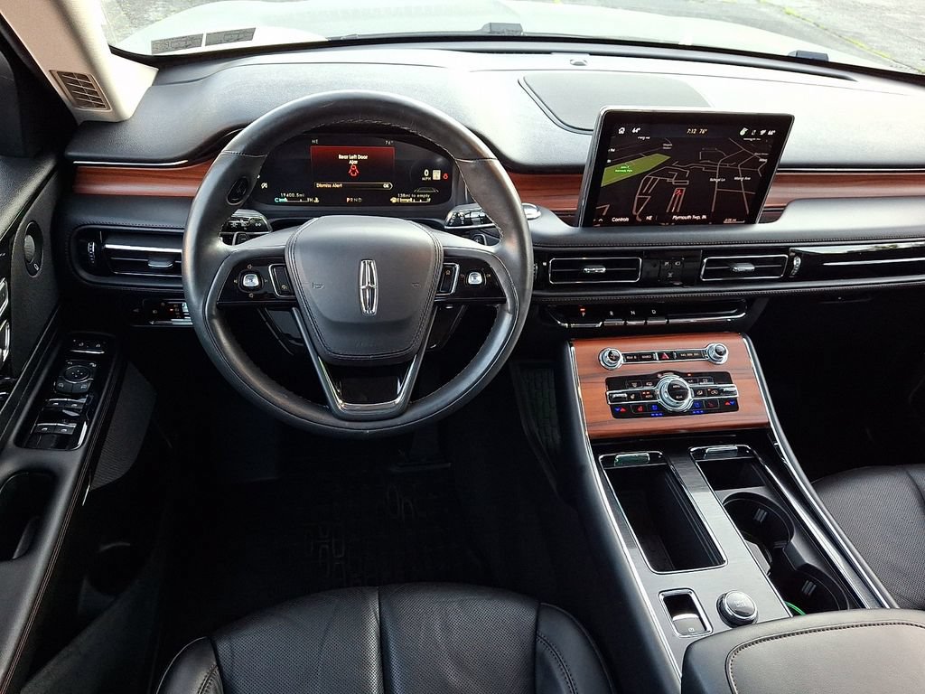 Used 2024 Lincoln Aviator Reserve w/ Equipment Group 201A AWD/4WD image 14