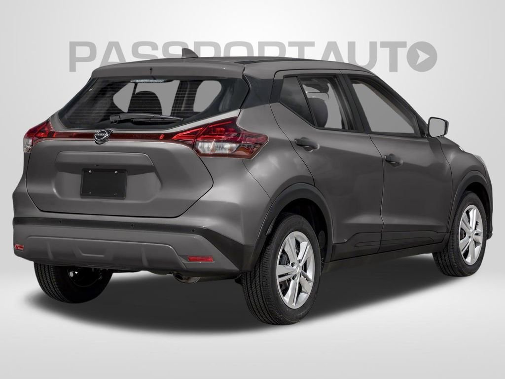 Used 2023 Nissan Kicks S FWD image 5