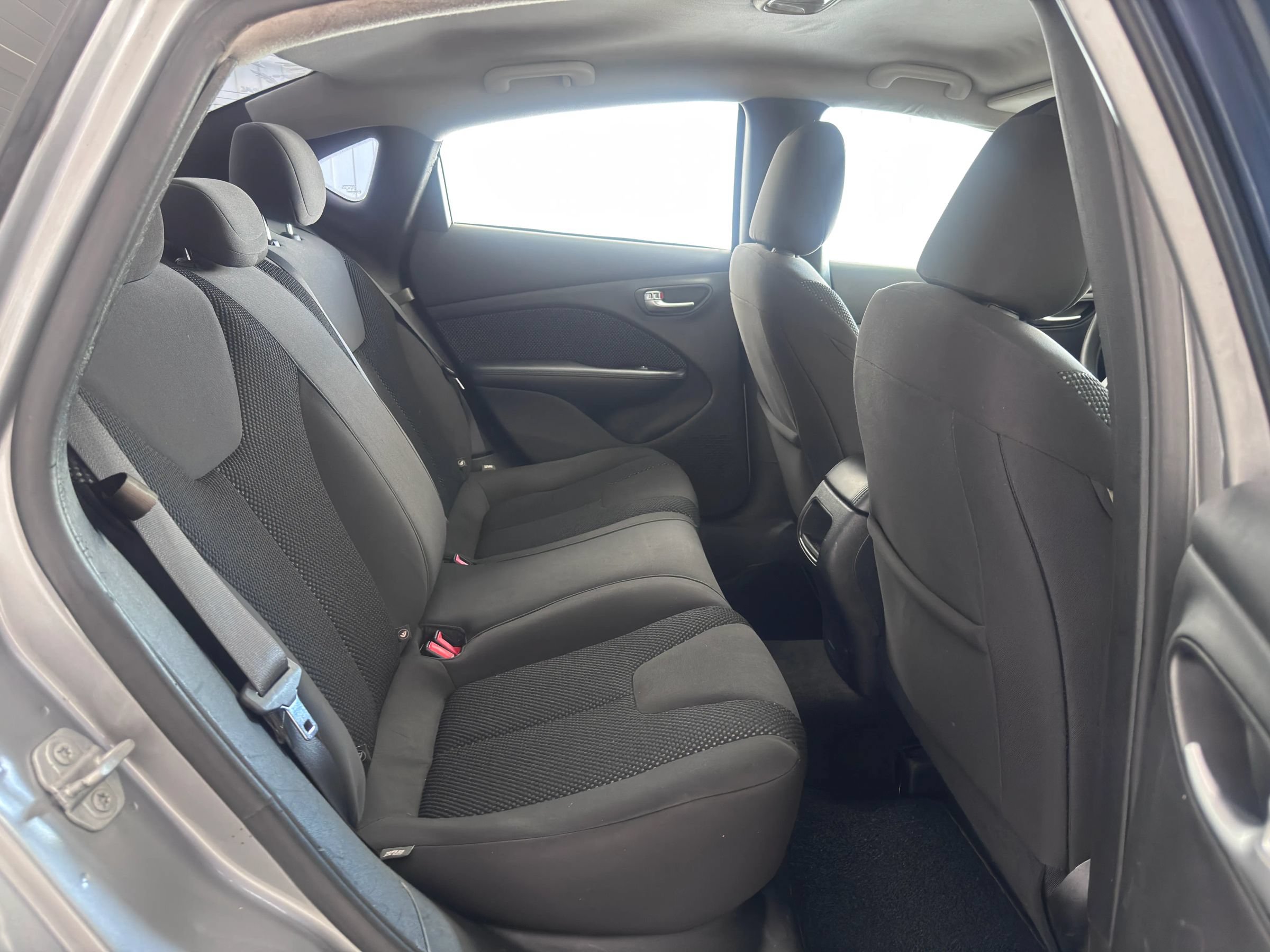 Used 2015 Dodge Dart SE w/ Convenience Group FWD image 11