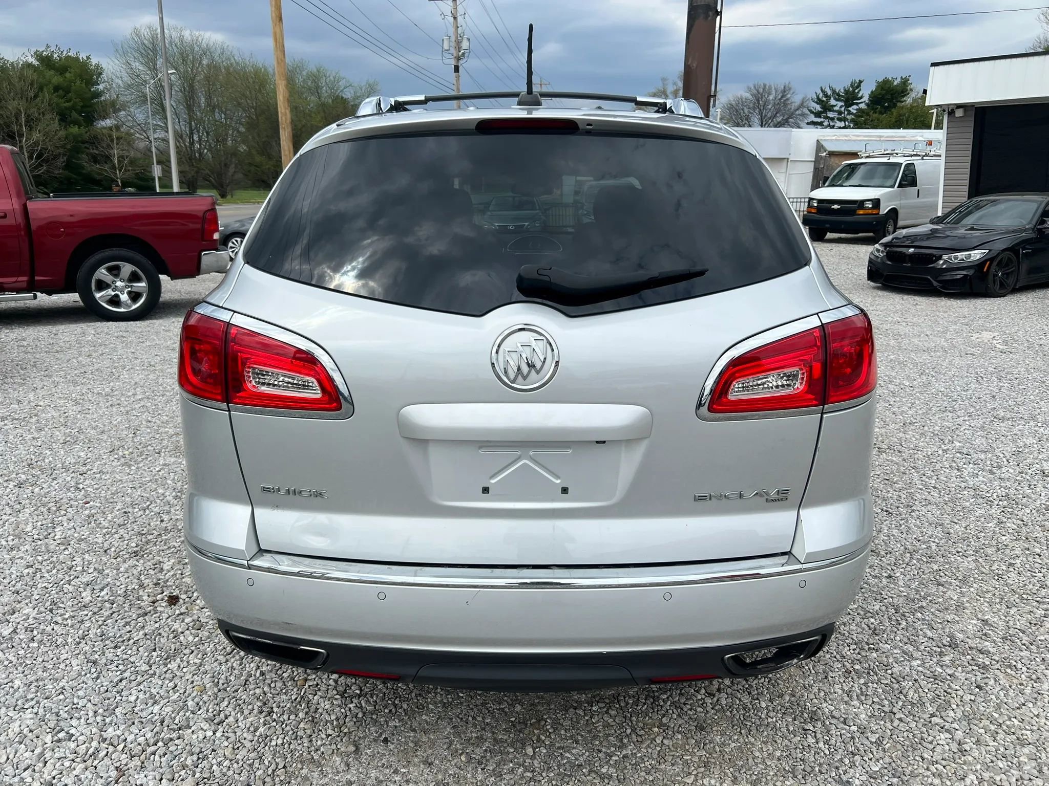 Used 2017 Buick Enclave Premium w/ Experience Buick Package image 7