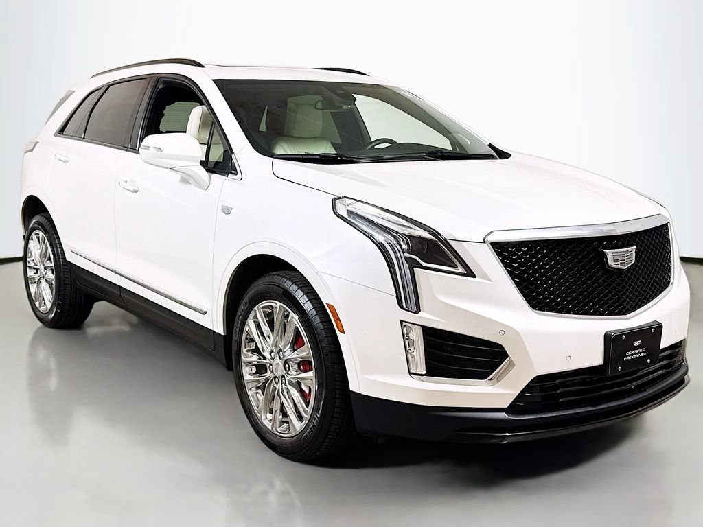 Certified 2023 Cadillac XT5 Sportv AWD/4WD image 3