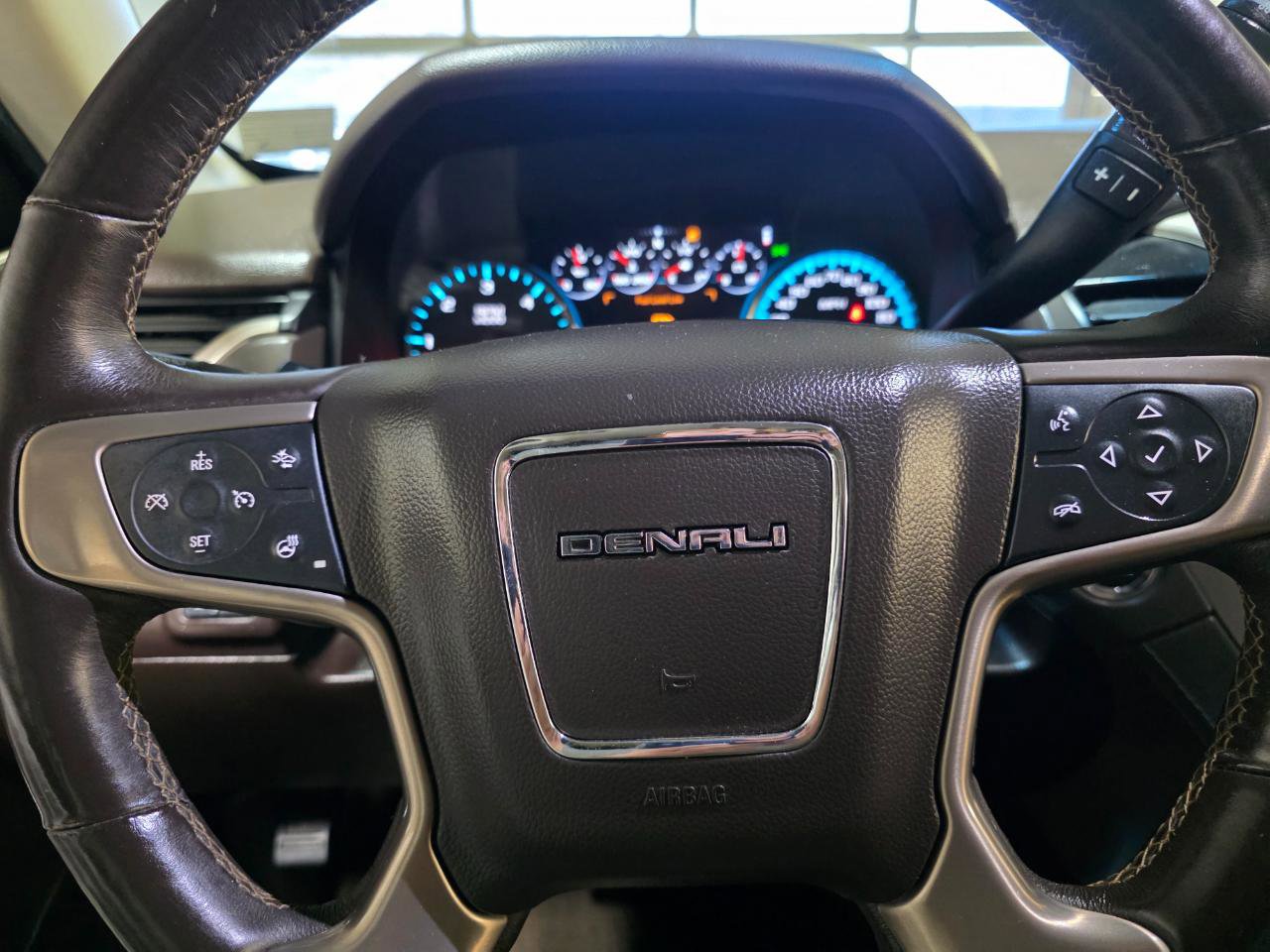 Used 2017 GMC Yukon Denali w/ Open Road Package image 44