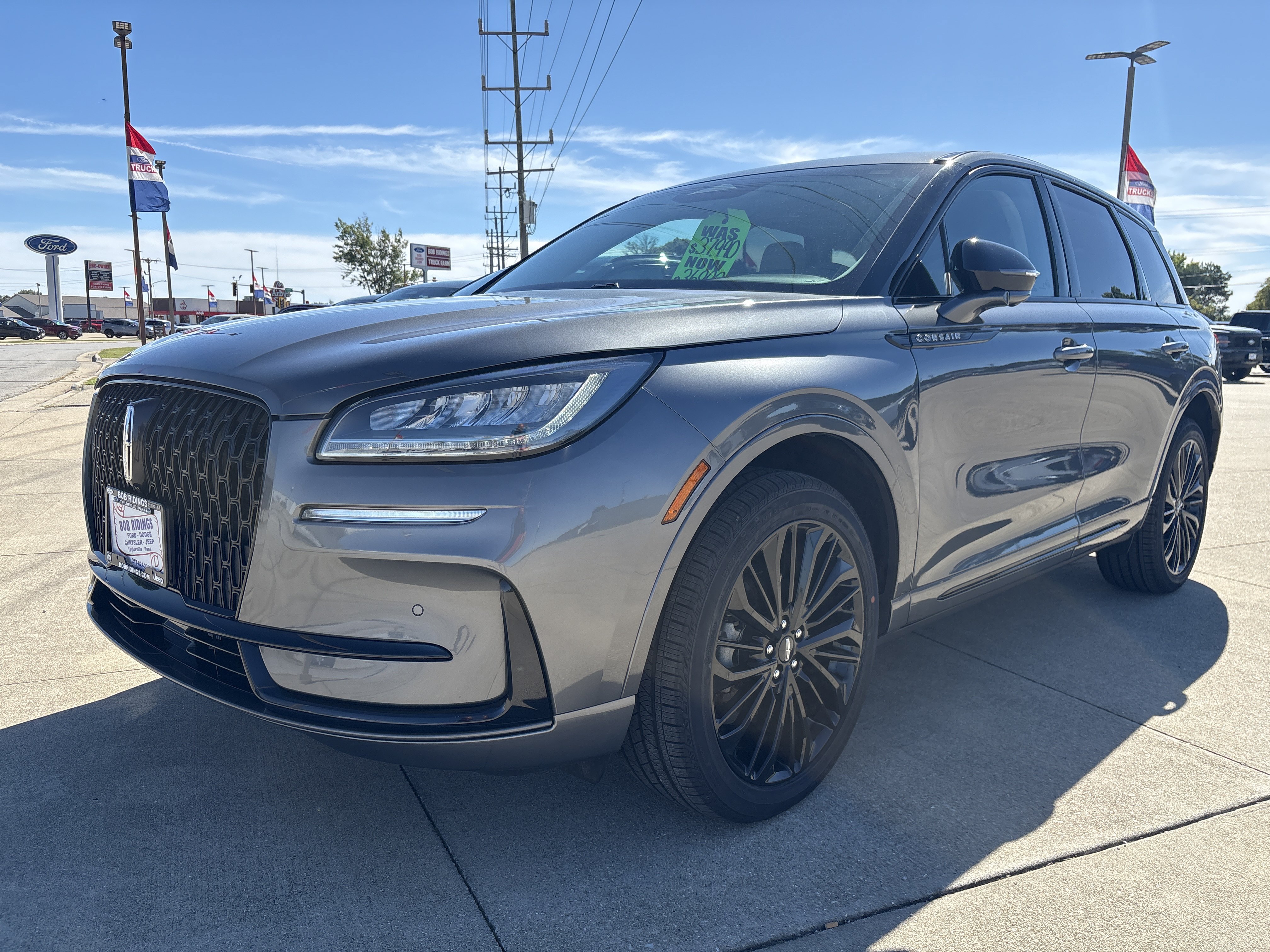 Used 2024 Lincoln Corsair AWD w/ Equipment Group 101A image 6