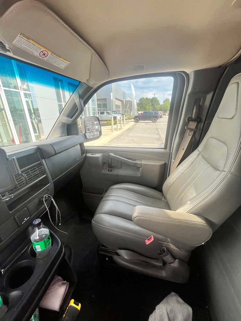 Used 2021 Chevrolet Express 2500 w/ Driver Convenience Package RWD image 14