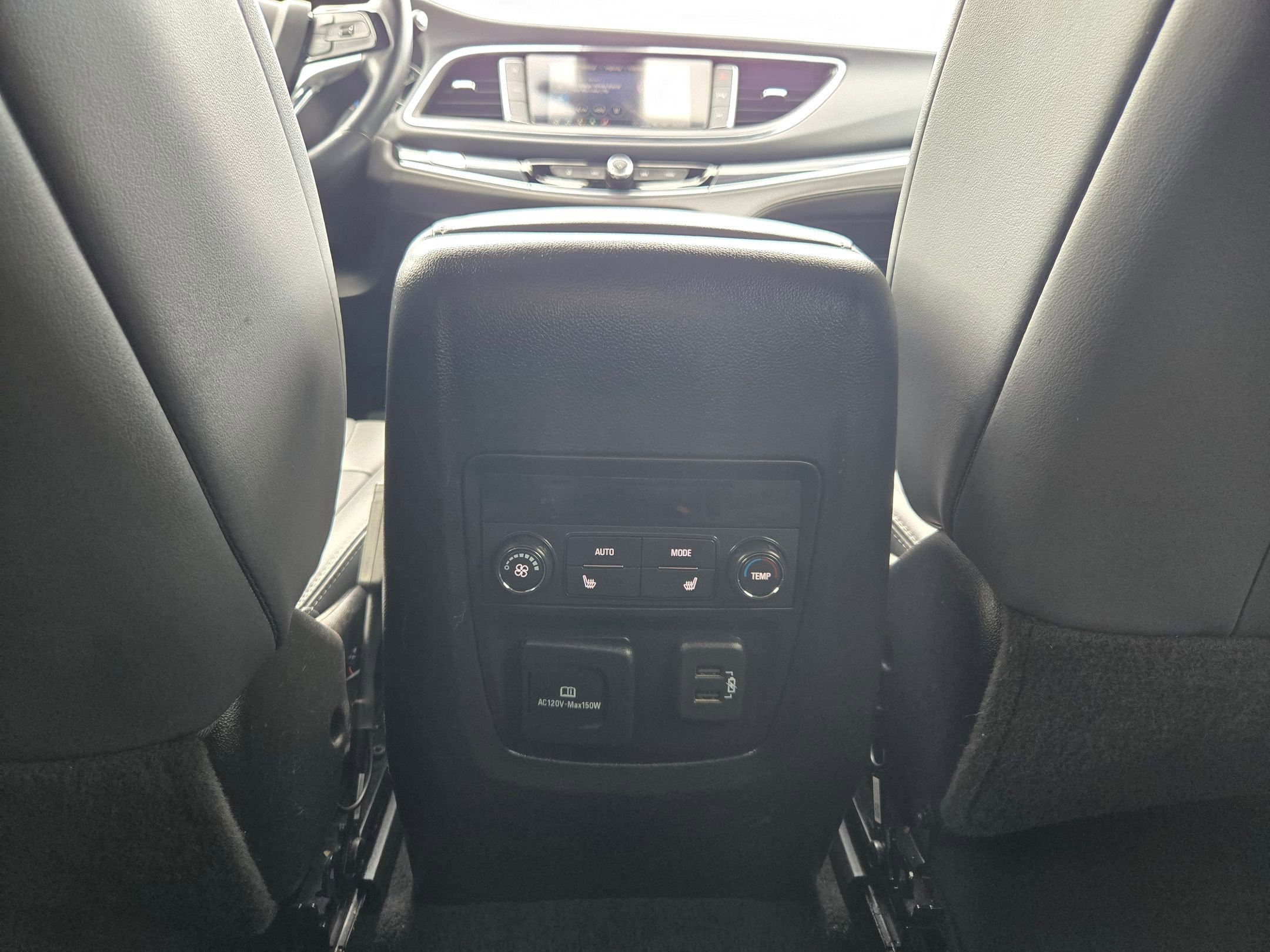 Used 2024 Buick Enclave Premium image 33