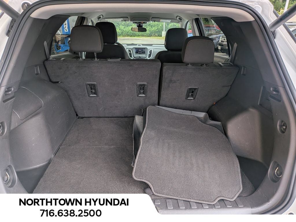 Used 2023 Chevrolet Equinox LT FWD image 30