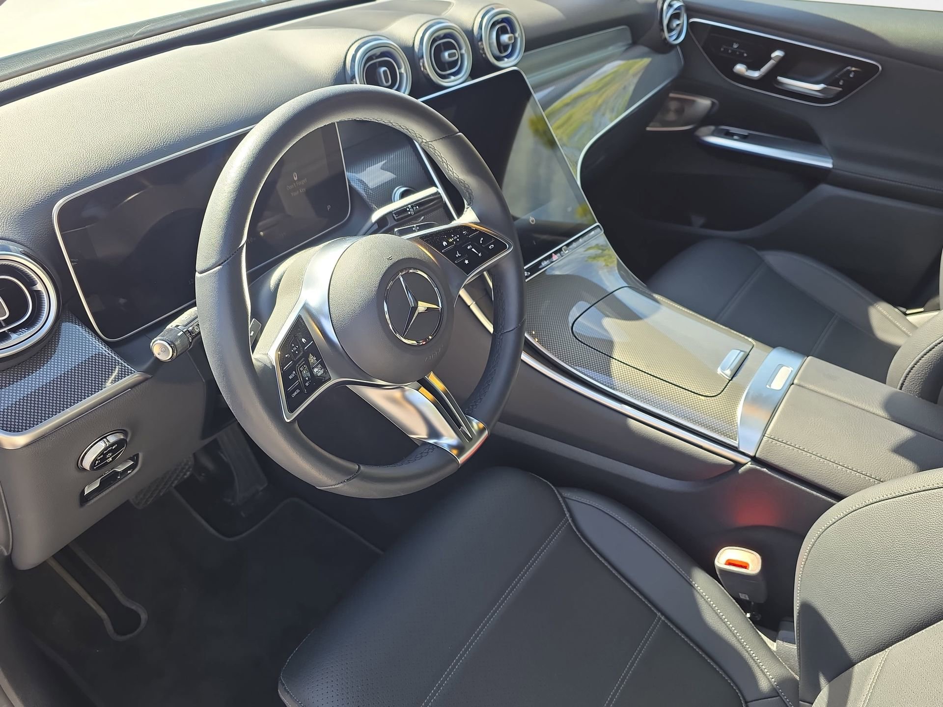 Certified 2025 Mercedes-Benz GLC 300 4MATIC image 16