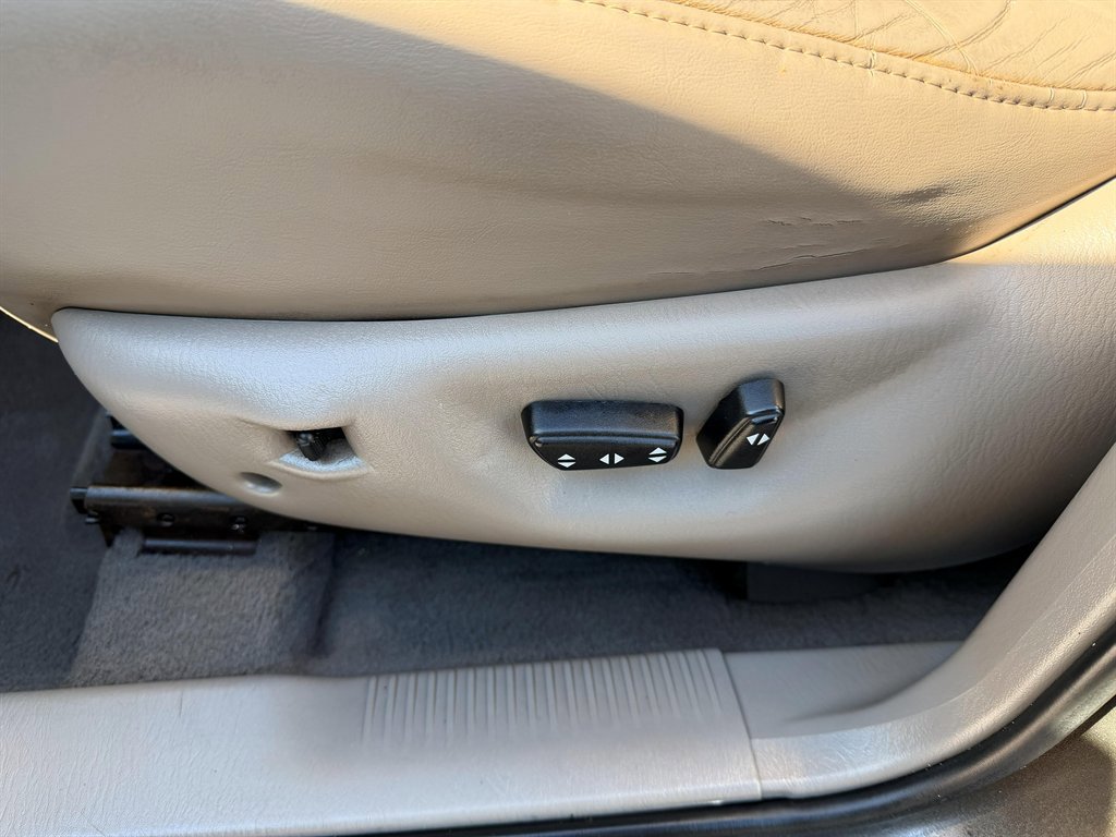 Used 2000 Jeep Grand Cherokee Laredo image 10