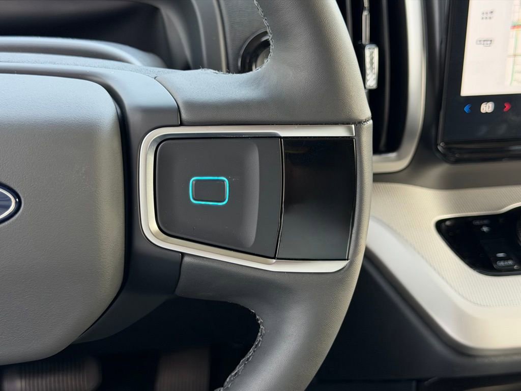 New 2026 Ford Expedition Max Active RWD image 17
