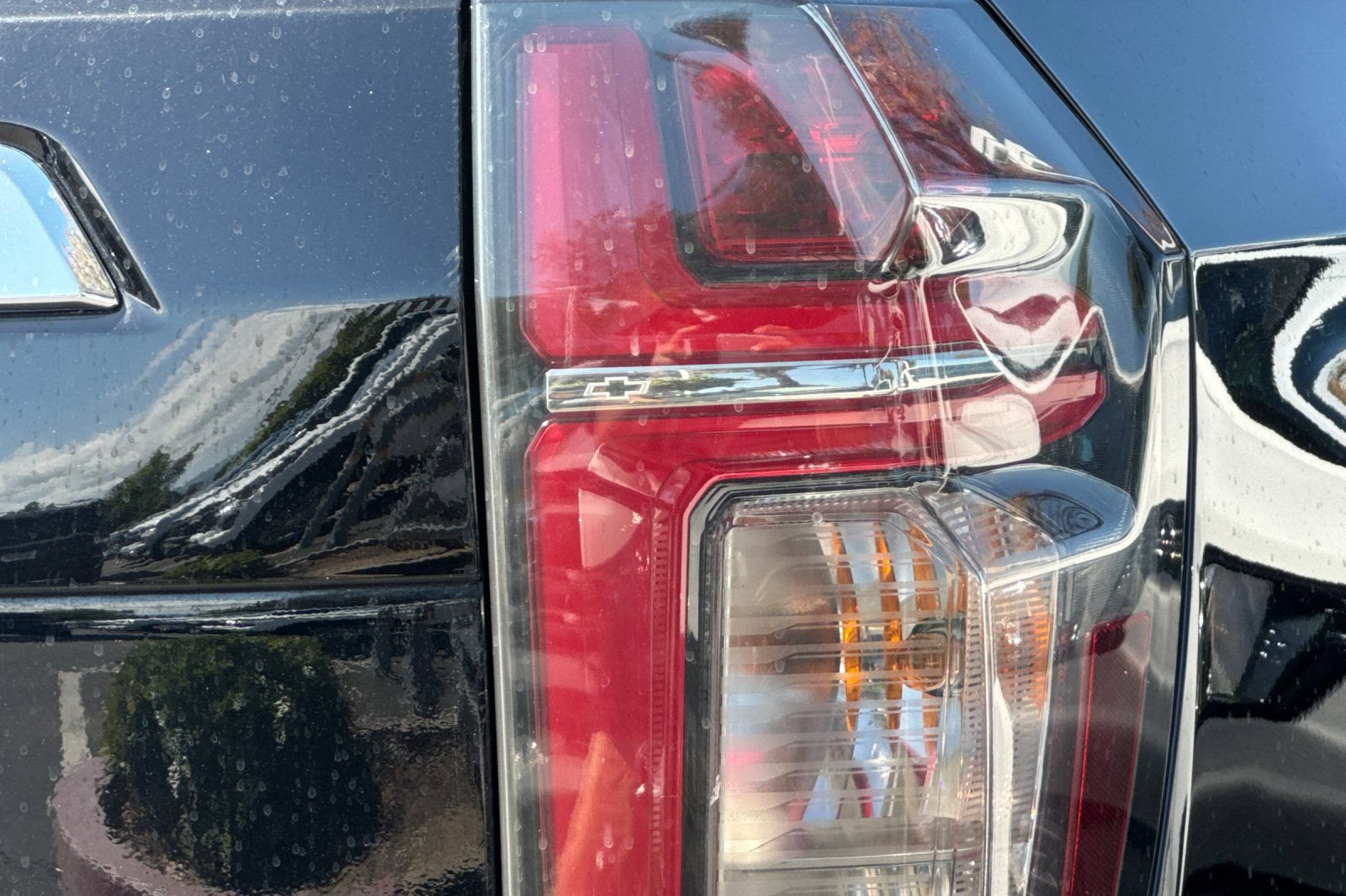 Used 2024 Chevrolet Suburban LT AWD/4WD image 51