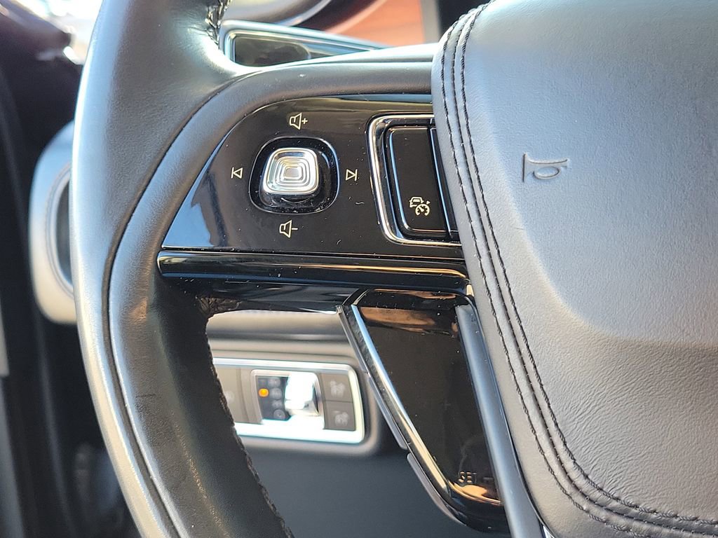 Used 2021 Lincoln Aviator Reserve w/ Equipment Group 208A image 24