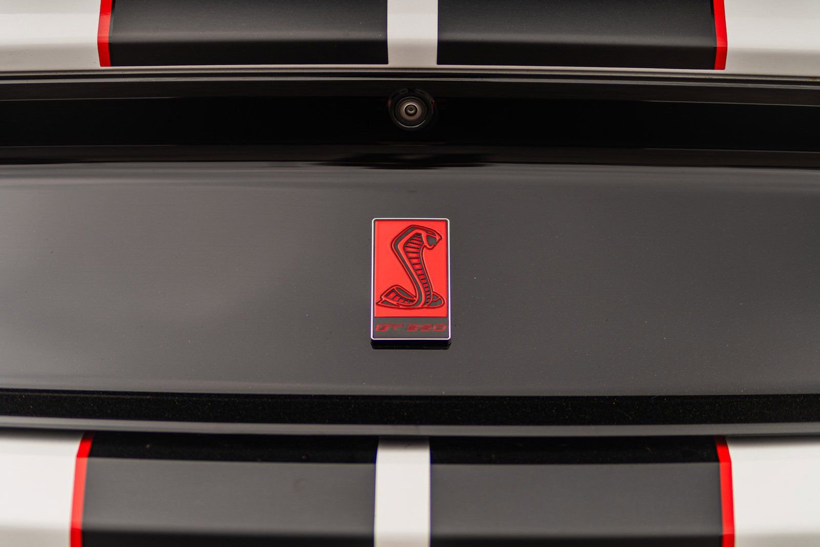 Used 2017 Ford Mustang Shelby GT350R w/ GT350R Equipment Group 920A image 20