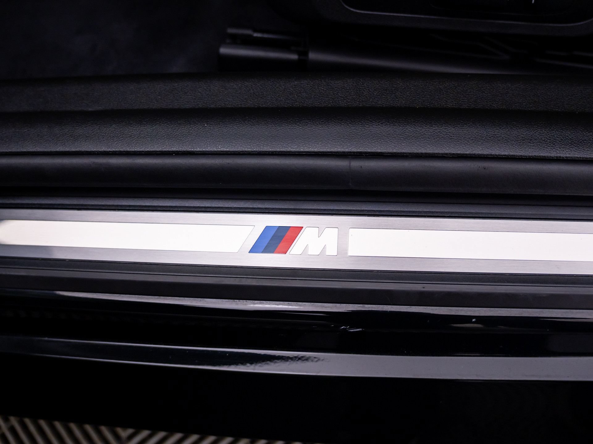 Used 2024 BMW 230i xDrive Coupe w/ Premium Package AWD/4WD image 15