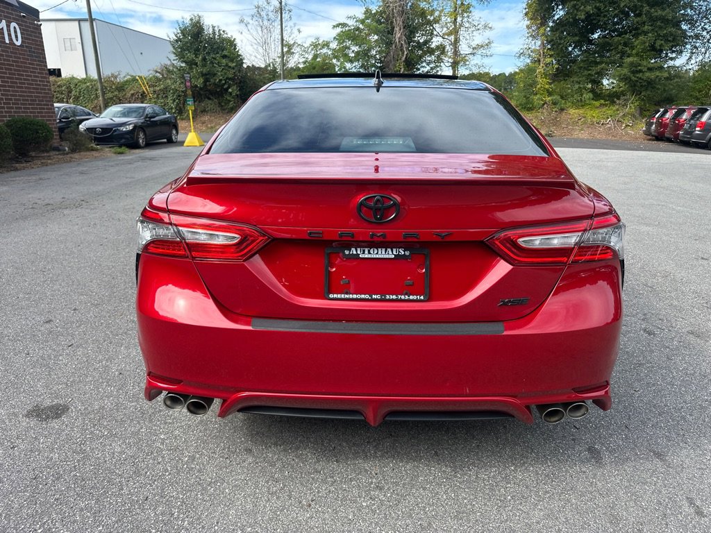Used 2019 Toyota Camry XSE image 6