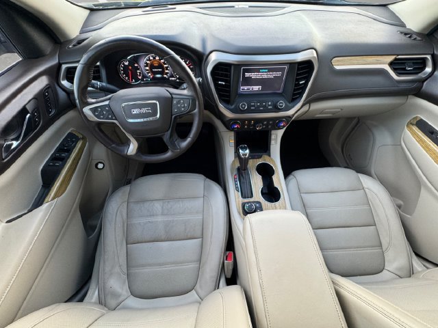 Used 2018 GMC Acadia Denali w/ Technology Package FWD image 20