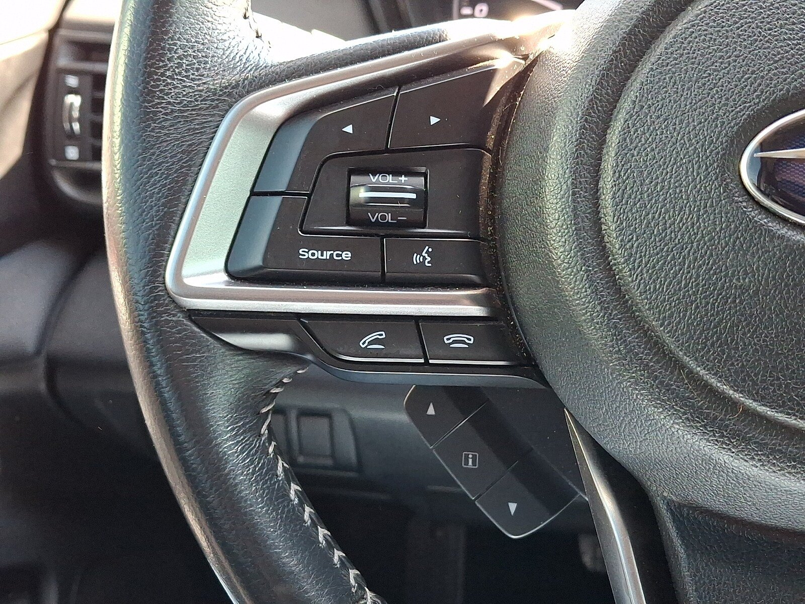 Used 2022 Subaru Legacy Premium AWD/4WD image 21