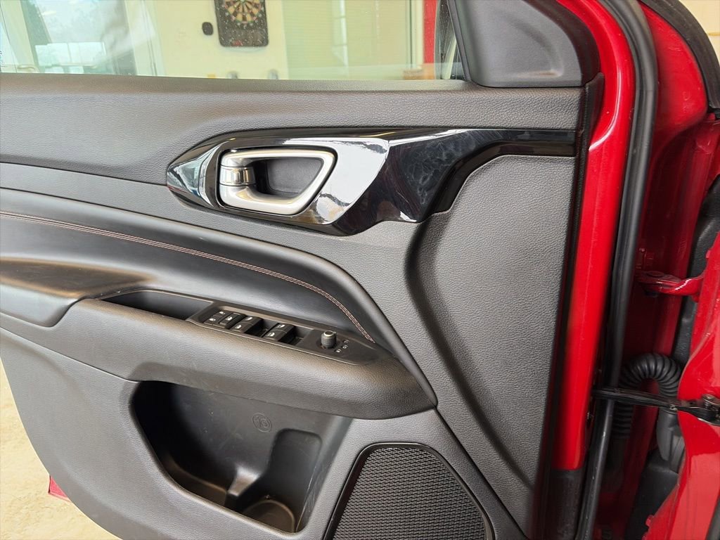 Used 2022 Jeep Compass Limited image 58