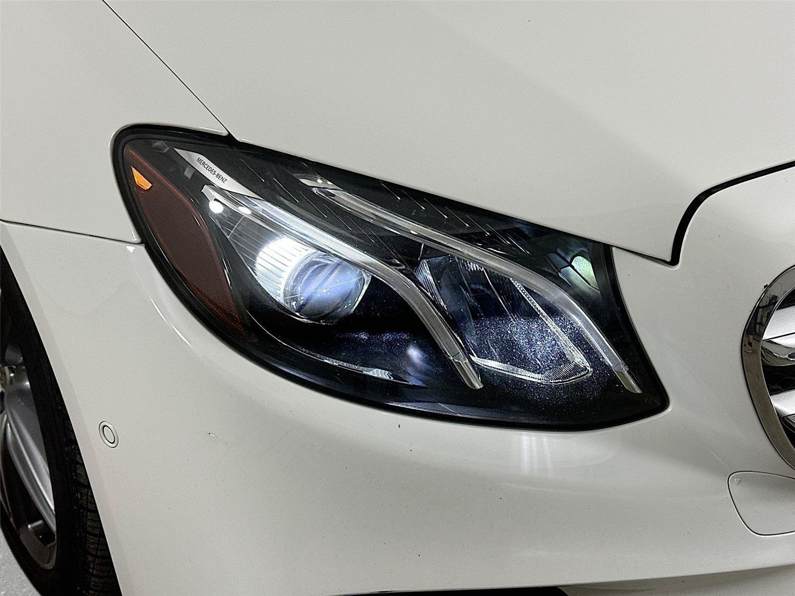 Certified 2019 Mercedes-Benz E 300 4MATIC image 8
