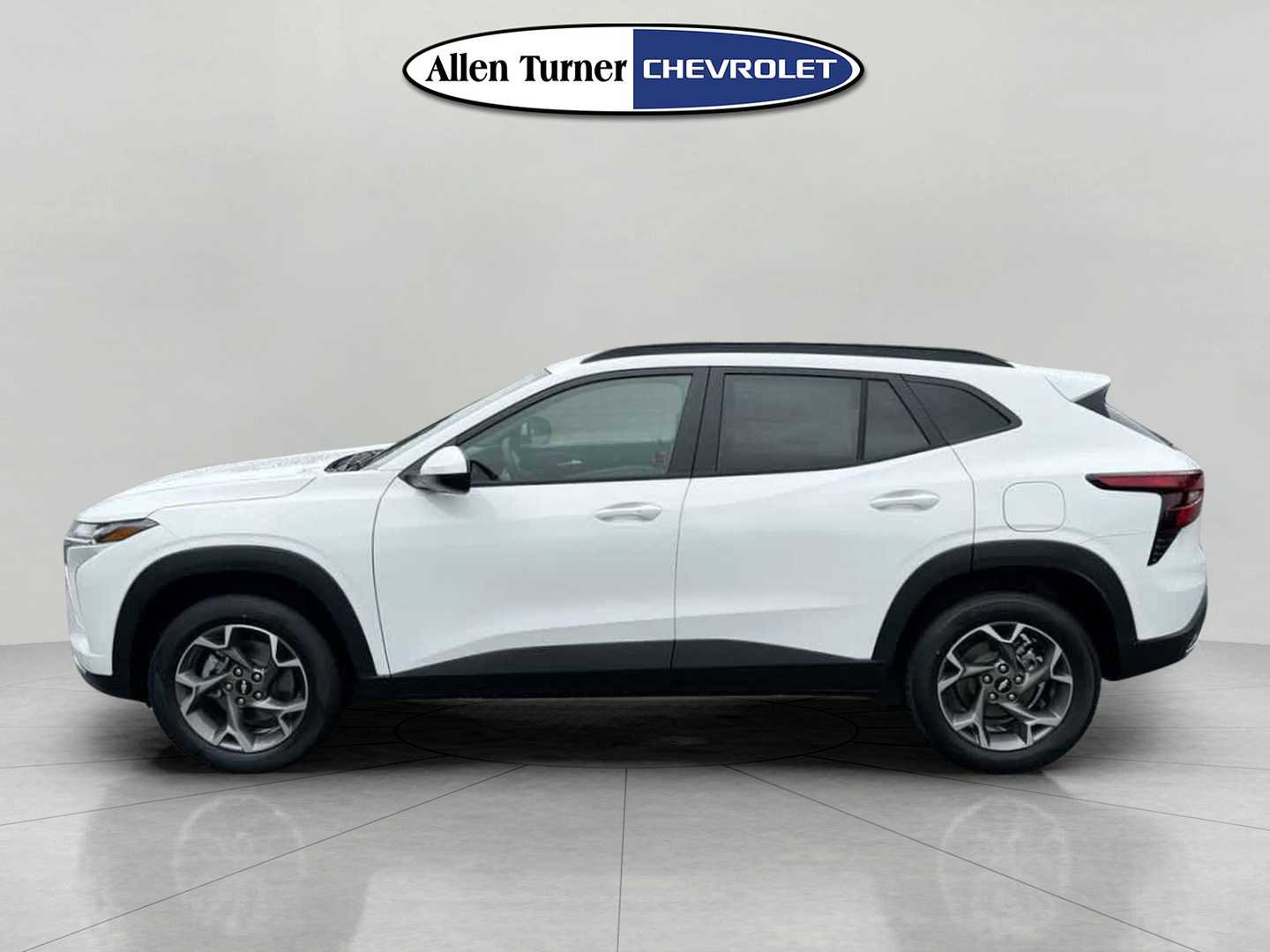 New 2026 Chevrolet Trax LT w/ Driver Confidence Package FWD image 6