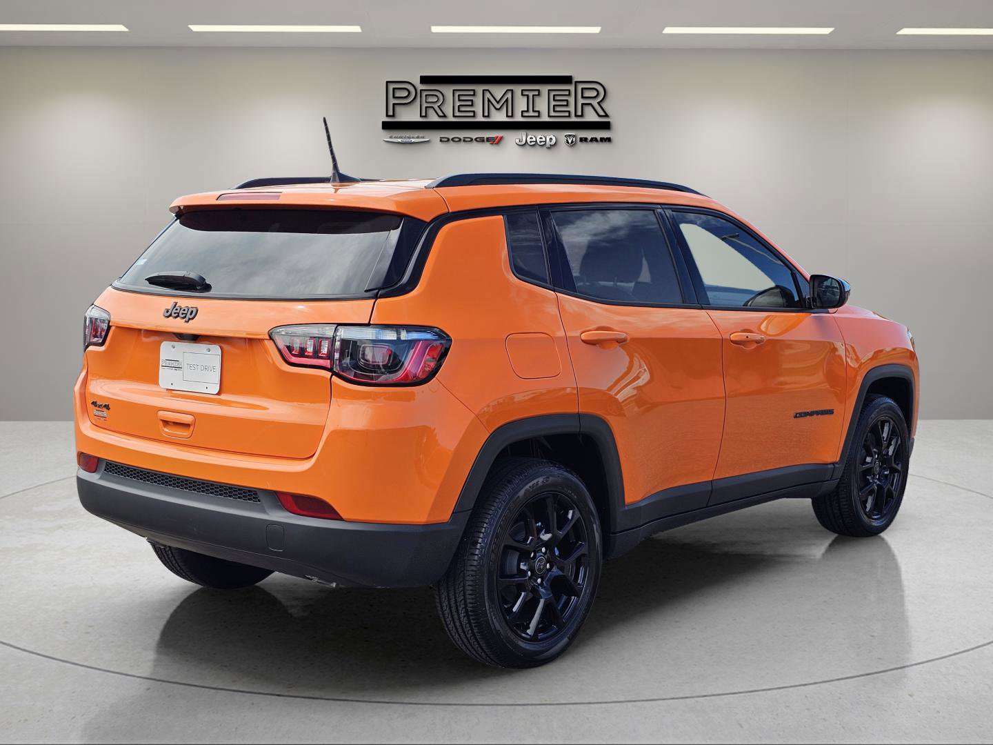 New 2026 Jeep Compass Latitude image 8