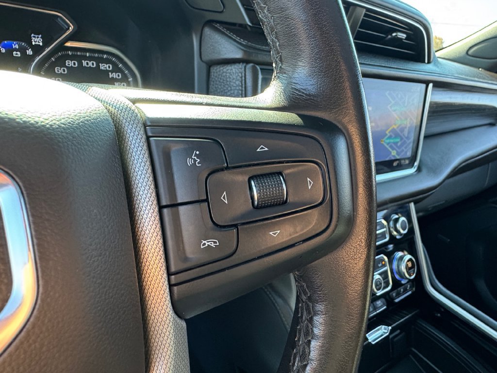 Used 2021 GMC Yukon Denali AWD/4WD image 32