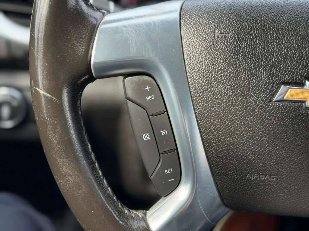Used 2015 Chevrolet Traverse LT w/ Style and Technology Package AWD/4WD image 13