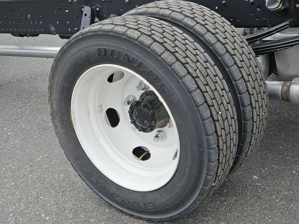New 2025 Chevrolet Low Cab Forward RWD image 5