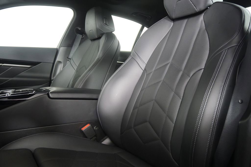 Certified 2026 BMW 530i image 10