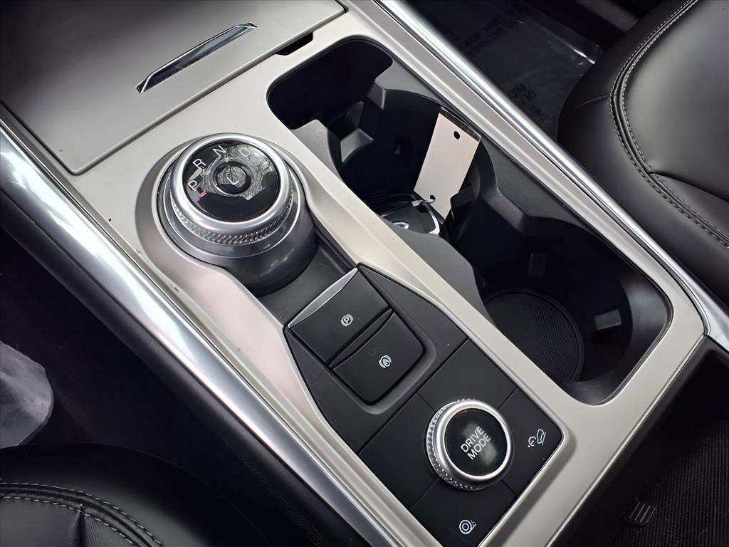 Used 2022 Ford Explorer XLT w/ Equipment Group 202A image 20