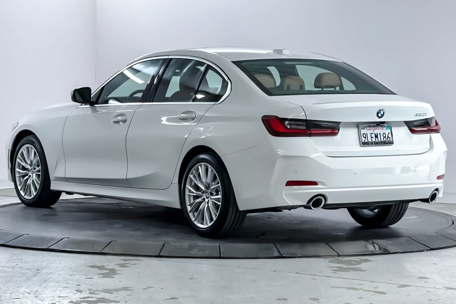 Used 2024 BMW 330i Sedan w/ Premium Package RWD image 6