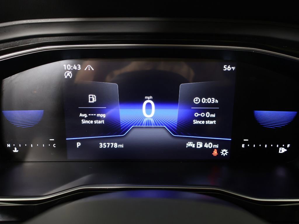 Used 2024 Volkswagen Jetta SE image 40