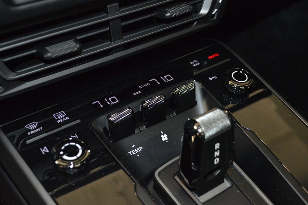 Certified 2024 Porsche 911 Carrera 4S image 33