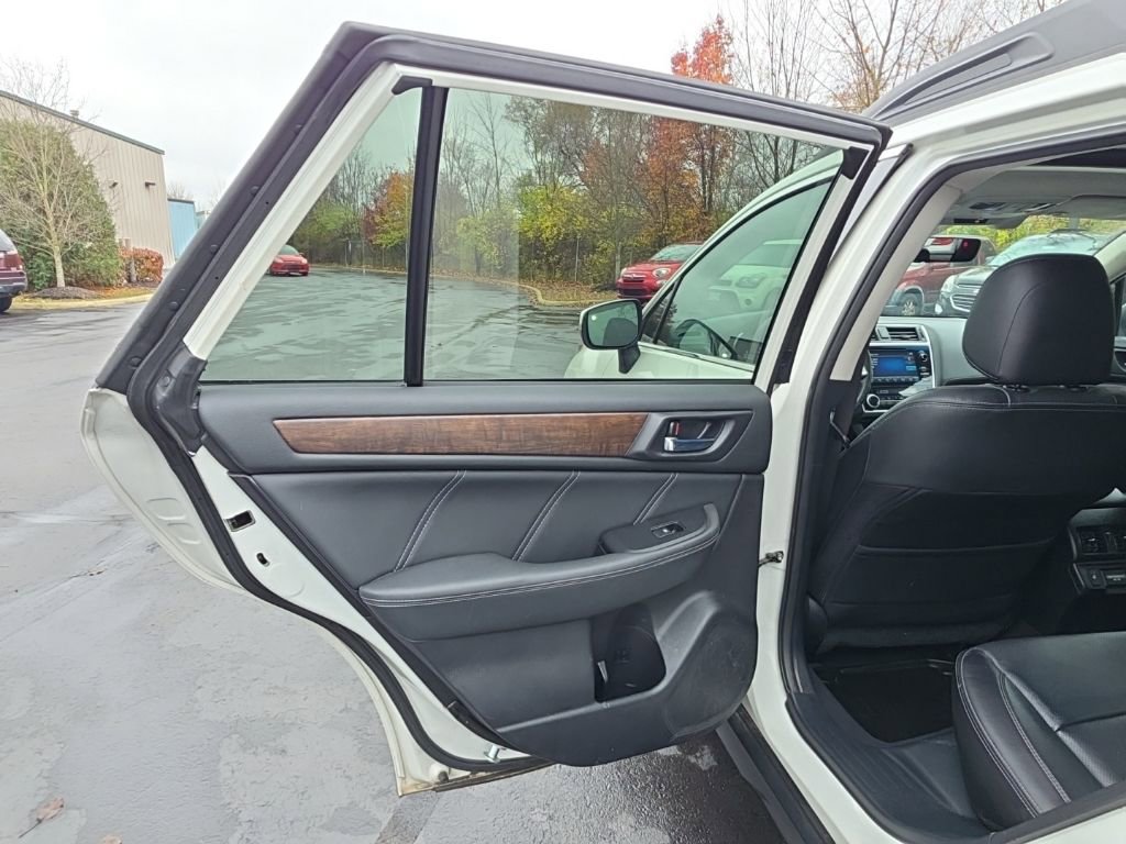 Used 2018 Subaru Outback 2.5i Limited image 34