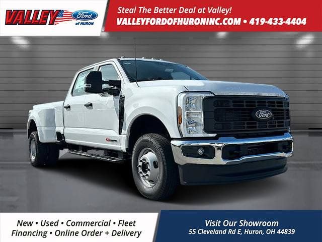 New 2027 Ford F350 XL w/ XL Chrome Package AWD/4WD 360° Tour