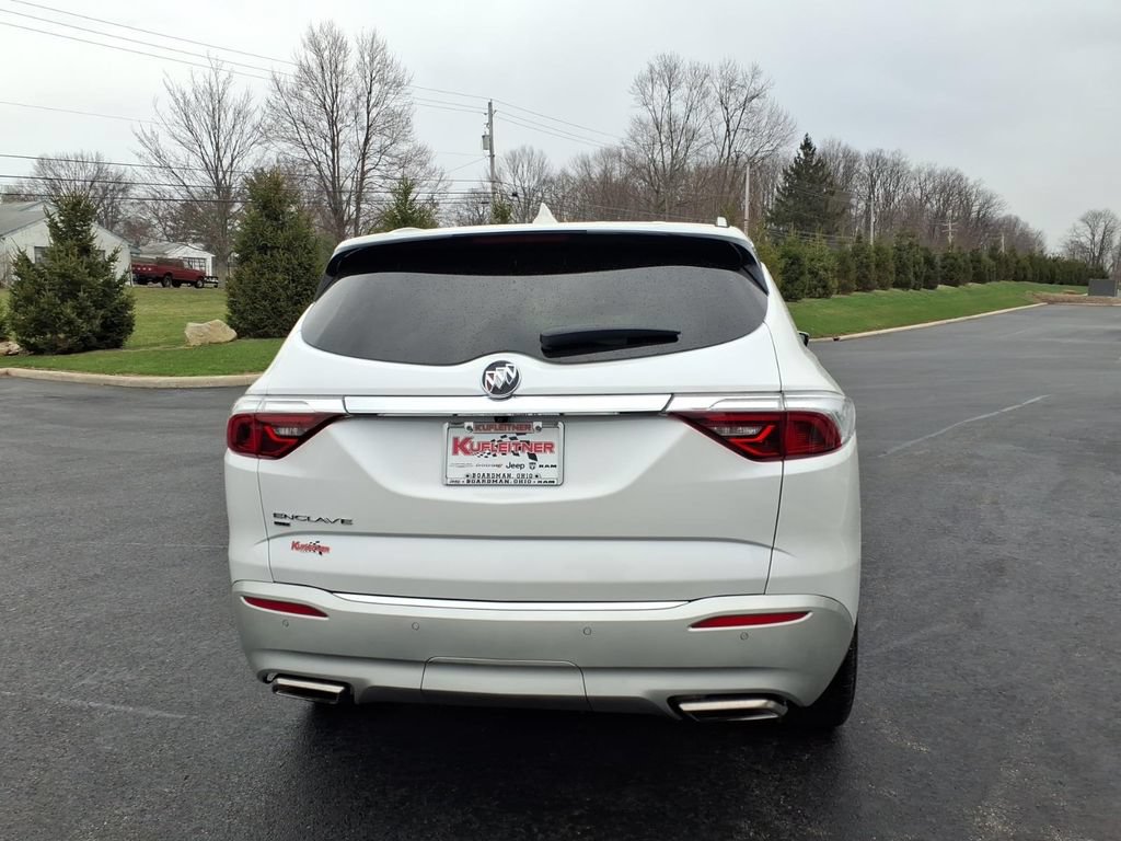 Used 2023 Buick Enclave Essence w/ Experience Buick Package AWD/4WD image 4