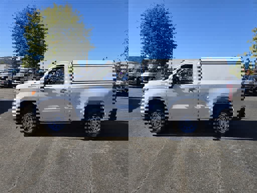 Used 2023 Chevrolet Silverado 1500 W/T image 2