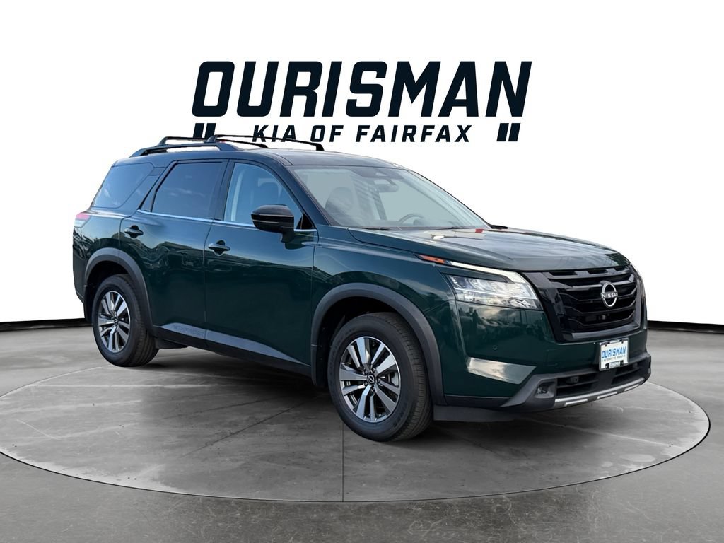 Used 2023 Nissan Pathfinder SL w/ Black Appearance Package AWD/4WD image 1