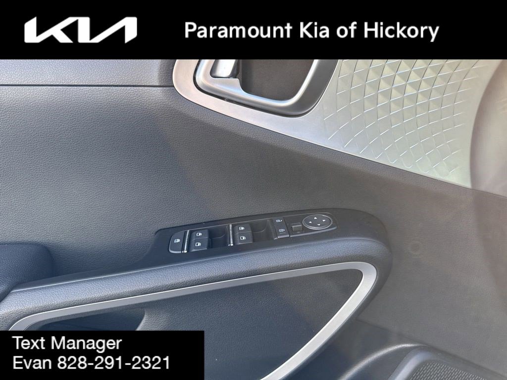 Used 2020 Kia Soul X-Line image 15