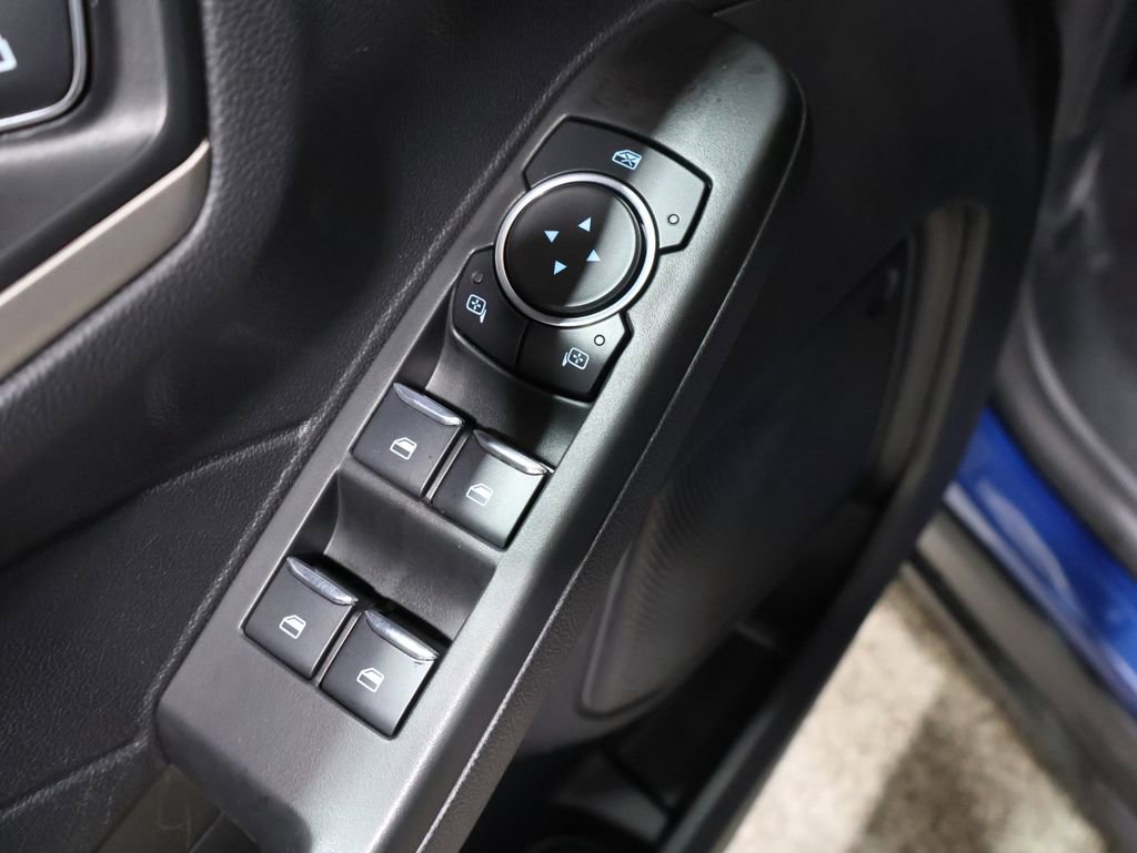 Used 2022 Ford Escape SE w/ Cold Weather Package image 13