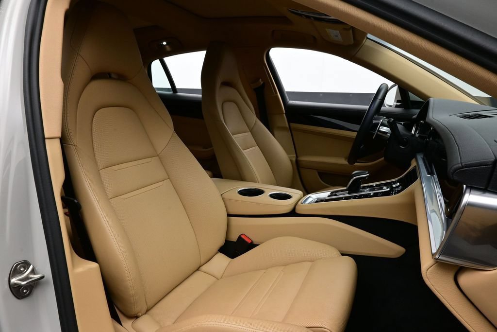 Certified 2023 Porsche Panamera 4S AWD/4WD image 18