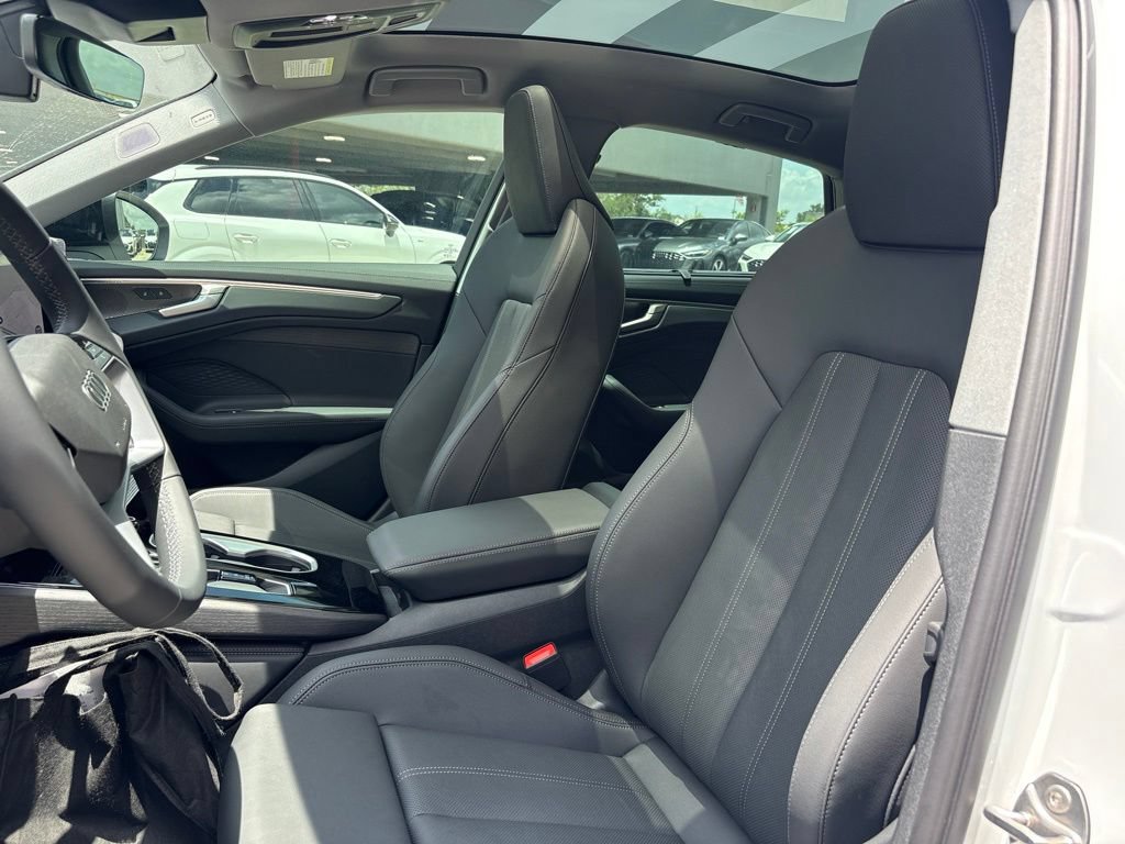 New 2026 Audi A6 Premium Plus AWD/4WD image 13