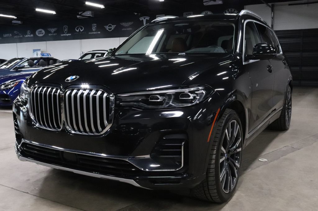 Used 2022 BMW X7 xDrive40i w/ Premium Package image 1