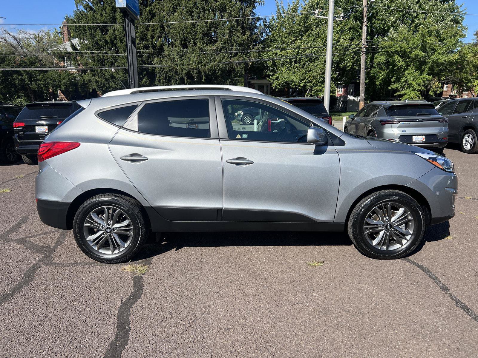 Used 2015 Hyundai Tucson SE FWD image 8