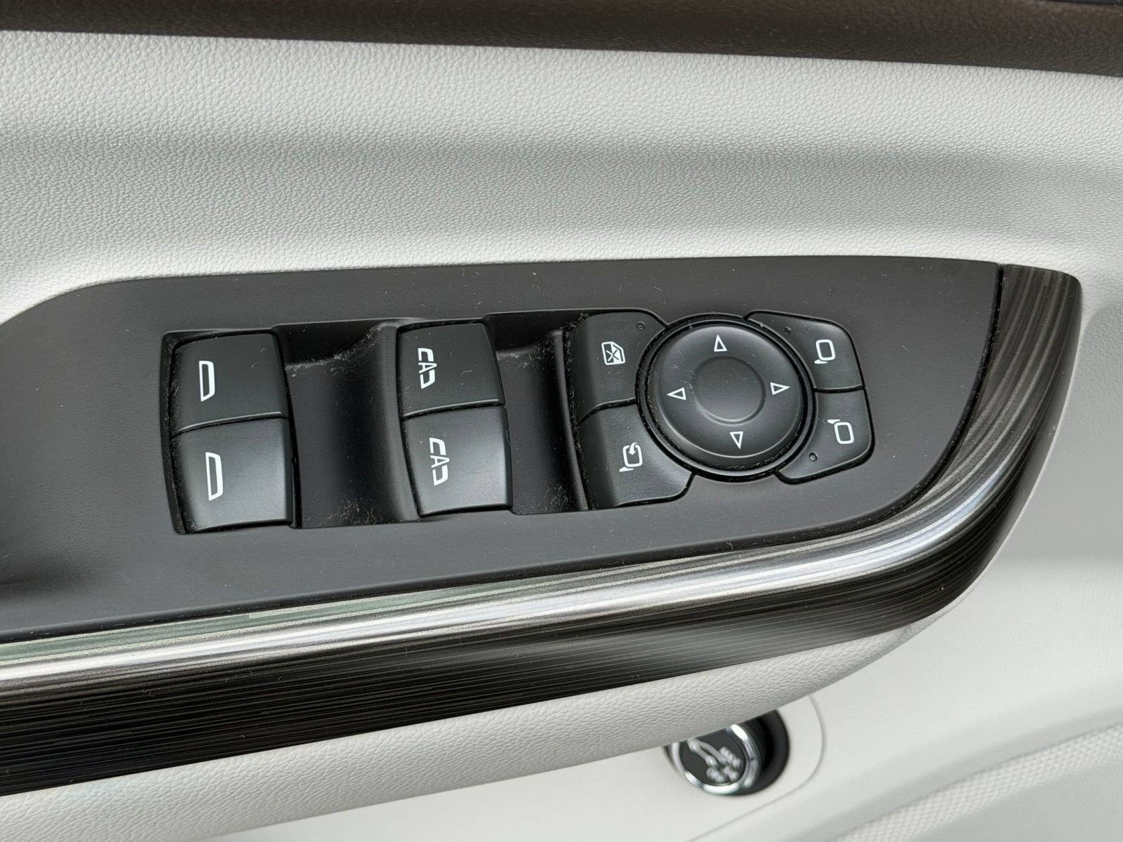 Used 2020 GMC Acadia SLT w/ Driver Alert Package II AWD/4WD image 26