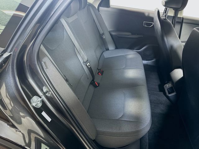 Used 2025 Kia K4 LX image 12